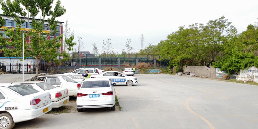 宝运莱驾校练车场